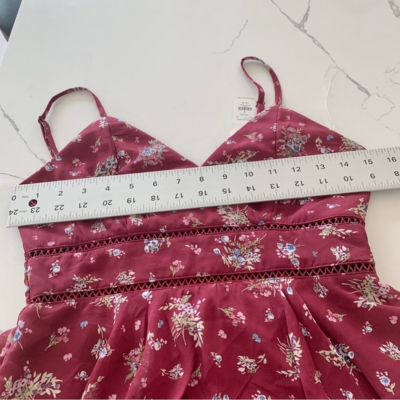 Burgundy Red Floral Print Tiered Ruffle Mini Dress - Picture 8 of 16